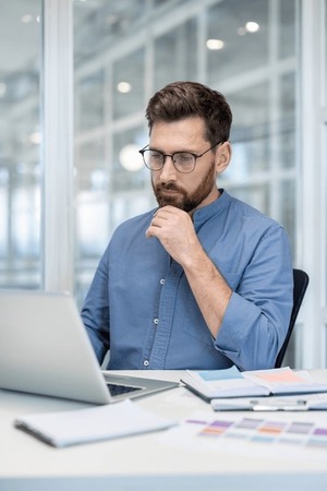 <b>新一代企业服务产品赋能高</b>